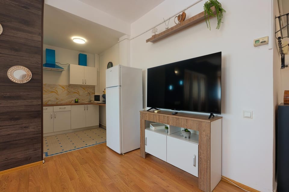 TV and multimedia, Kitchen or kitchenette, Evening entertainment, oven