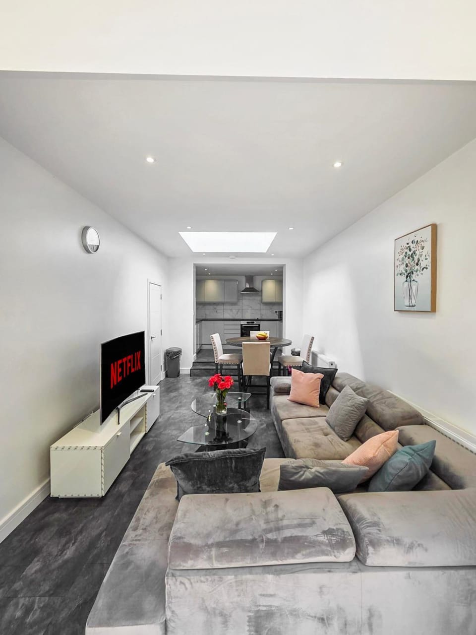Living room, Dining area