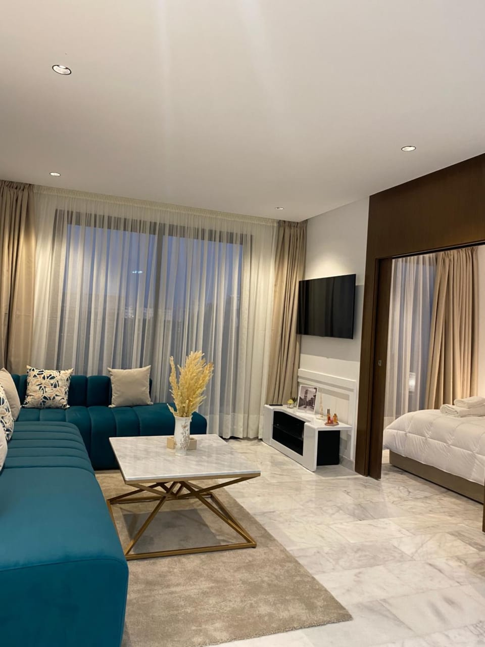 Quartier l oasis prêt de la gare Apartment in Casablanca