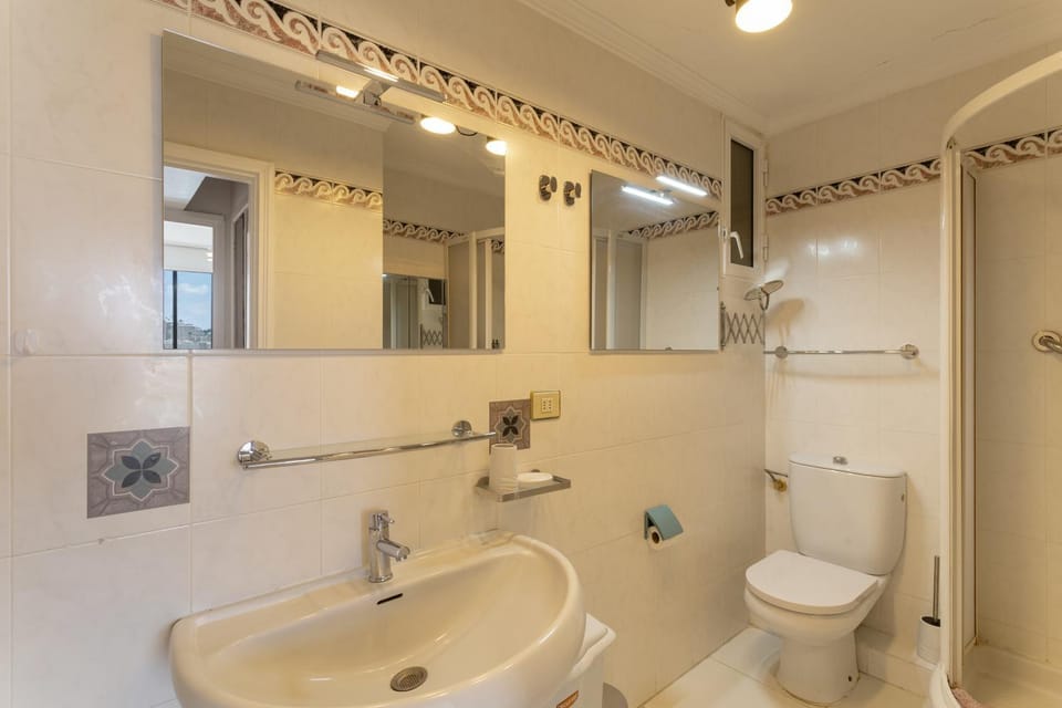 Bathroom, Living room