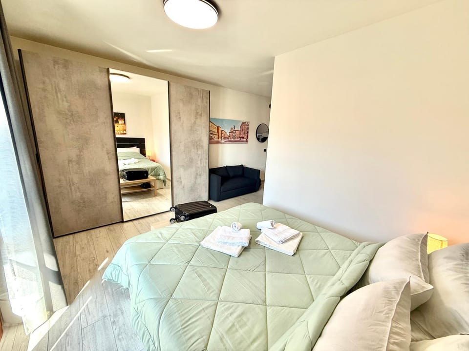 Bed, Photo of the whole room, Bedroom, towels, wardrobe