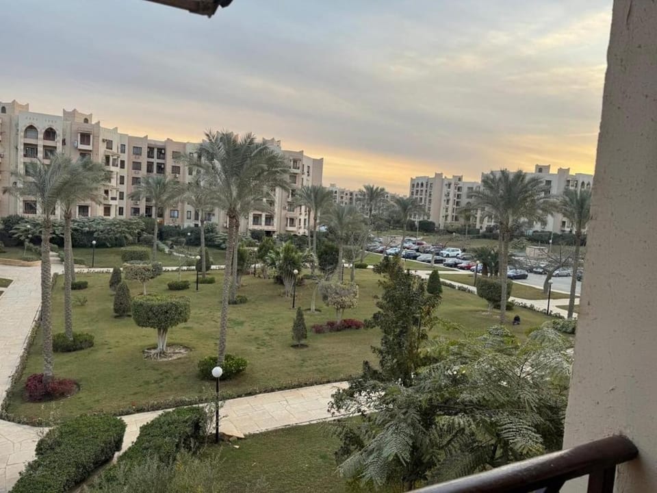 Neighbourhood, Garden, City view, Garden view, Street view, Location