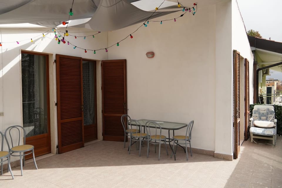 Balcony/Terrace, Balcony/Terrace