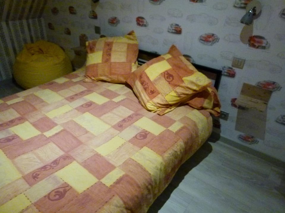 chambre proche circuit Vacation rental in Pays de la Loire