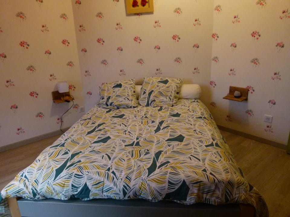 chambre proche circuit Vacation rental in Pays de la Loire