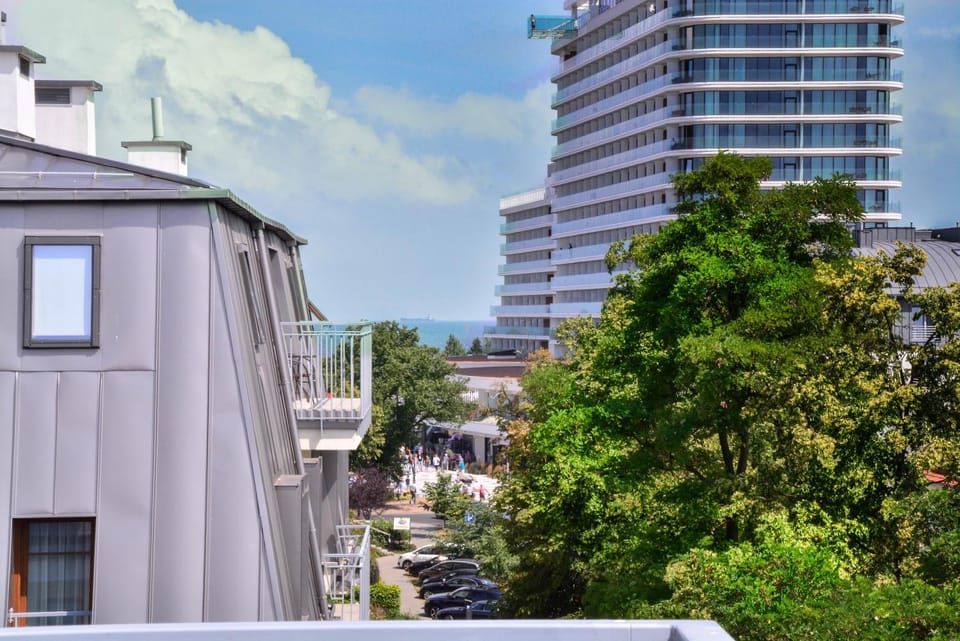 View (from property/room), City view, Landmark view