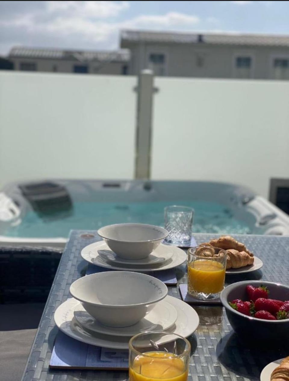 Hot Tub, Balcony/Terrace, Dining area