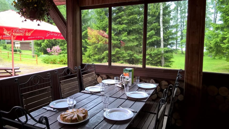 Restaurant/places to eat, Dining area, Garden view, Lake view