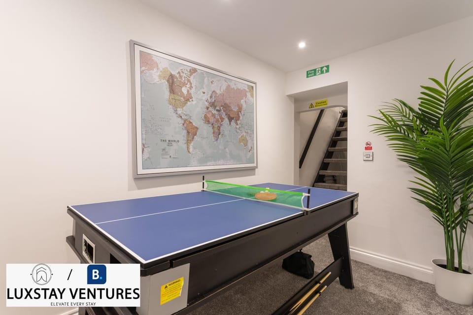 Game Room, Table tennis