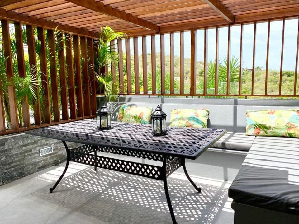 Apt 2 The Grove Residences Apartment in Antigua and Barbuda