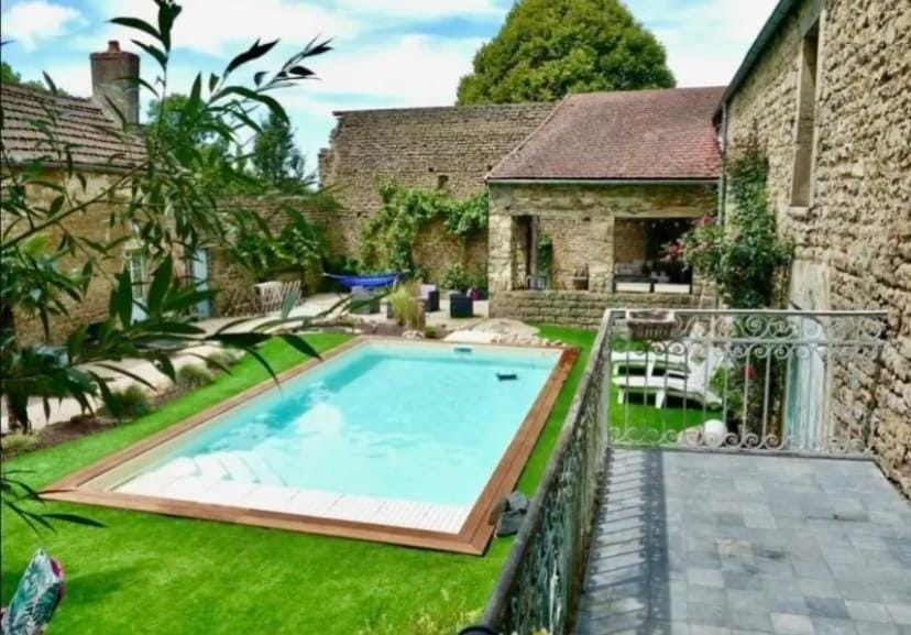 Balcony/Terrace, Swimming pool