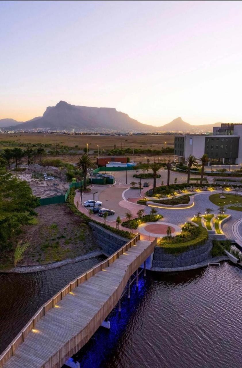 On Park Century City Cozy Apartment Apartment in Cape Town