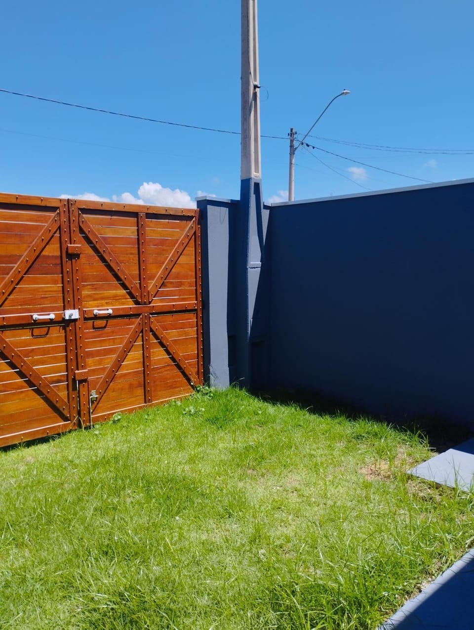Property building, Day, Garden, Garden view