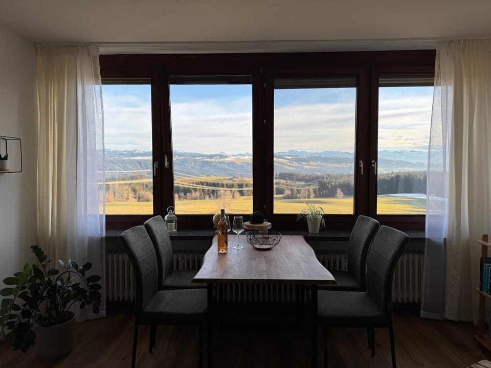 View (from property/room), Mountain view