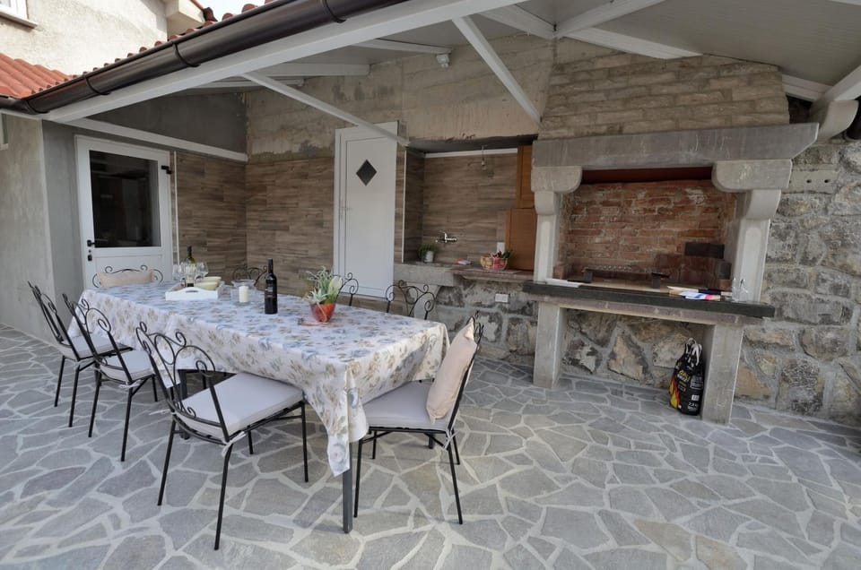 BBQ facilities, Balcony/Terrace