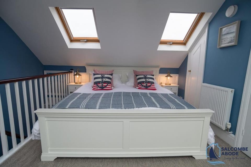 Stylish Sanctuary - Estuary Views - Outside Space House in Salcombe