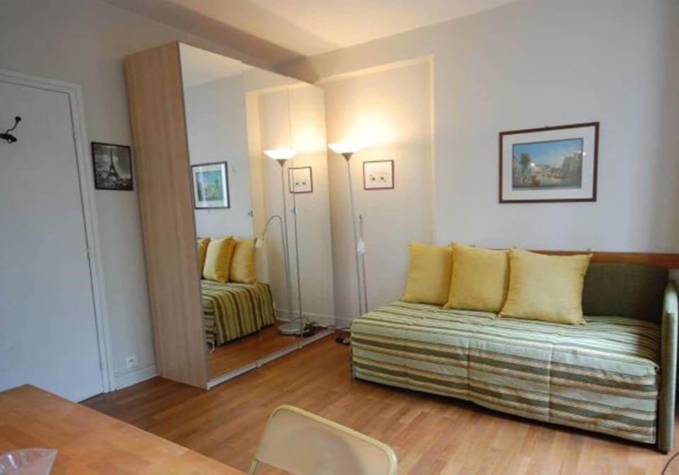 Studio face Unesco et Invalides Apartment in Paris