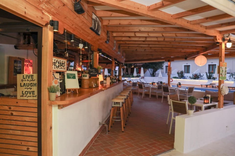 Lounge or bar