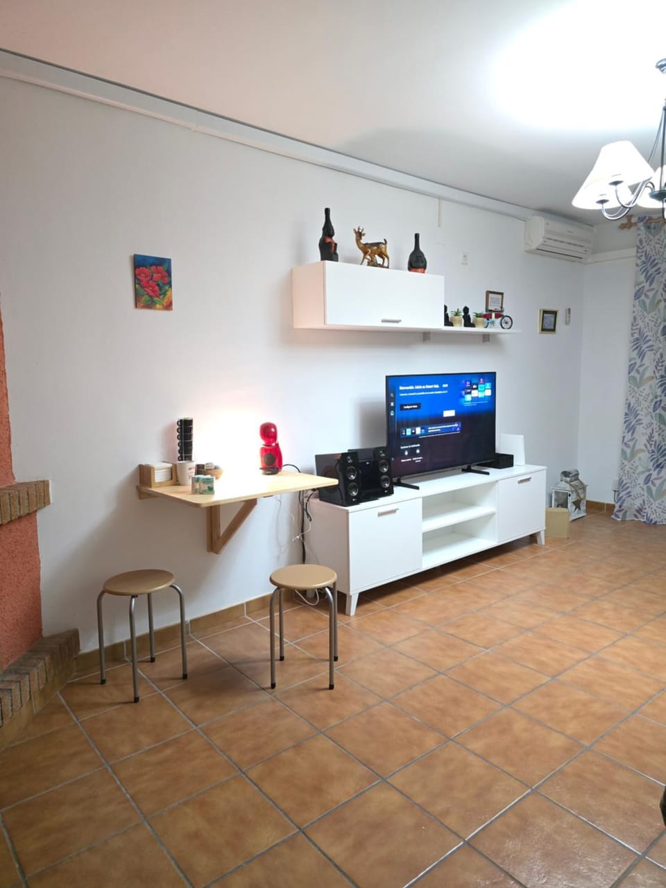 Communal lounge/ TV room, TV and multimedia