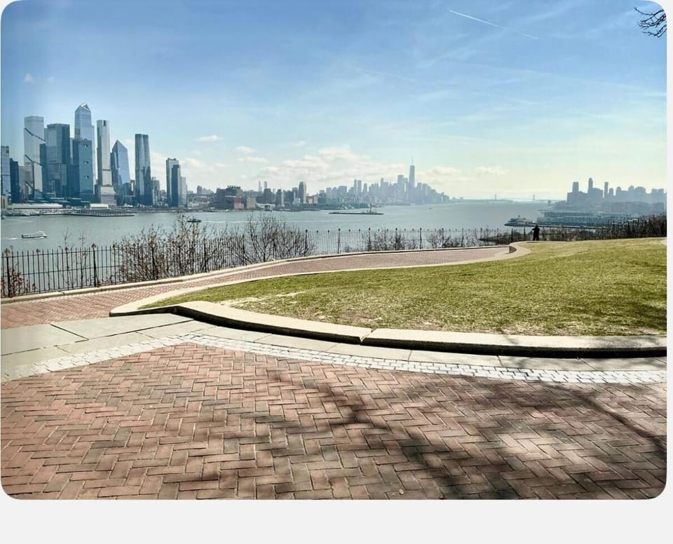 Nearby landmark, Day, Natural landscape, City view, River view