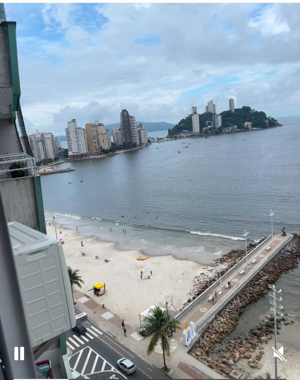 A melhor vista de São Vicente Apartment in Santos