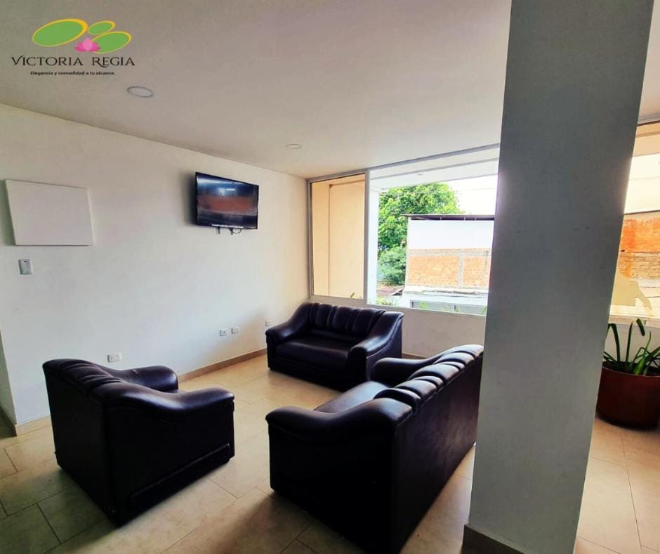Communal lounge/ TV room, Communal lounge/ TV room, TV and multimedia, Living room, Seating area, Evening entertainment