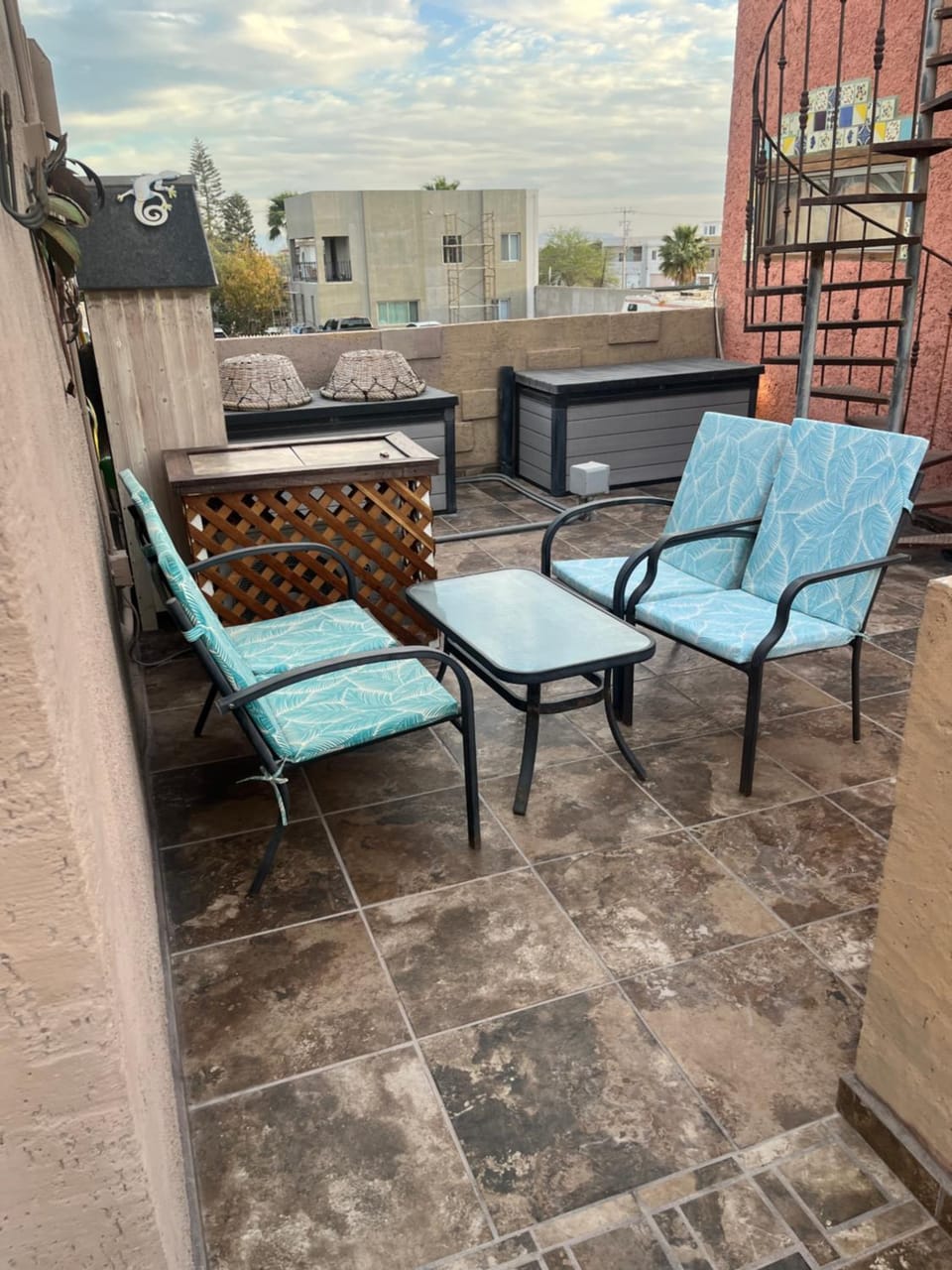 Patio, Seating area