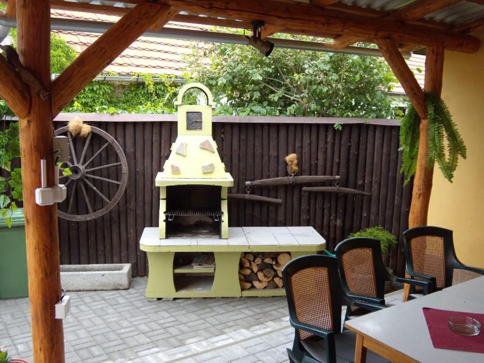 Prostorný apartmán s krytým bazénem Sudoměř Apartment in South Bohemian Region