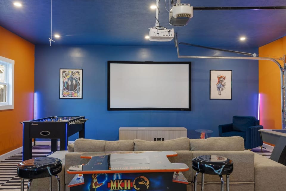 Game Room, TV and multimedia, Seating area, Evening entertainment
