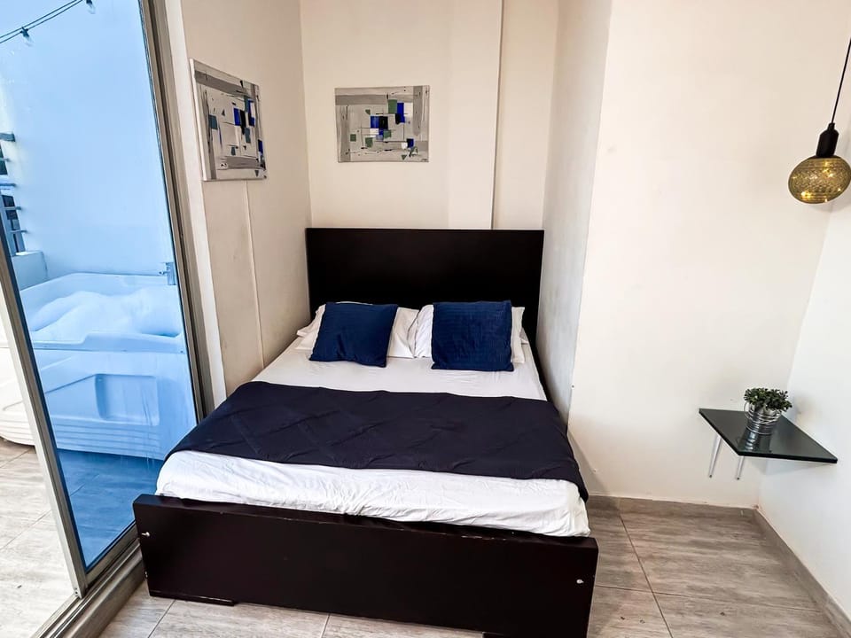 BlueApartaHotel Apartment in Girardot