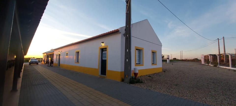 Agro-Turismo do ROXO Country House in Beja District