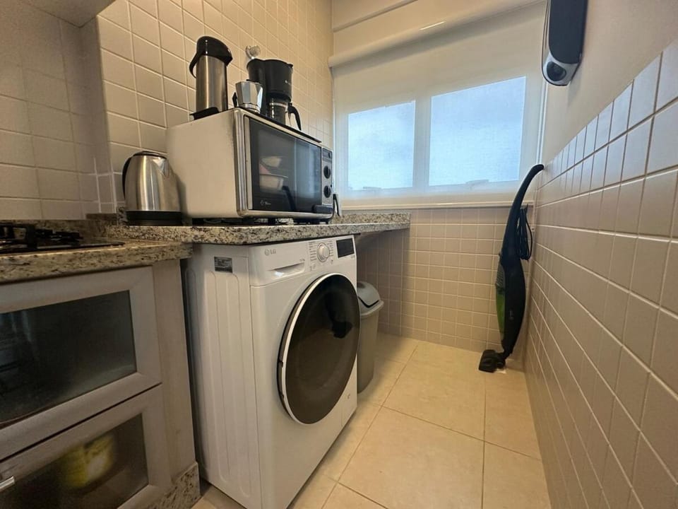 Apartamento para férias na Praia de Palmas - 0235 Apartment in Florianopolis