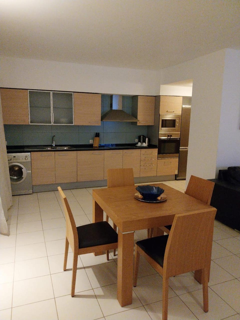 Kitchen or kitchenette, Dining area, oven, stove