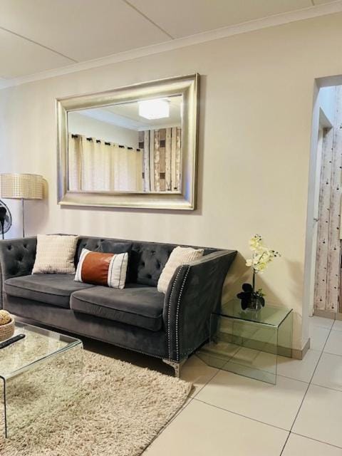 CLASSY and COZY 3 Apartment in Sandton