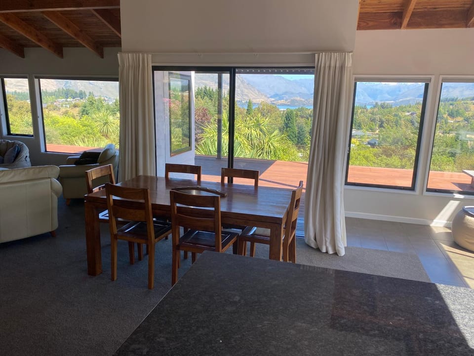 View (from property/room), Living room, Seating area, Dining area