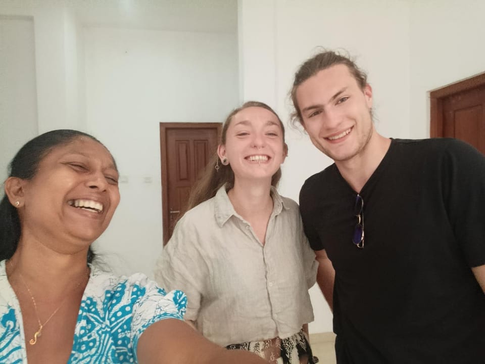 Royal home stay 2 bedroom private home in secure private property with garden view and all the facilities Villa in Wadduwa
