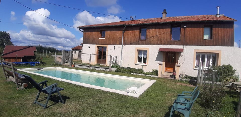 La ferme du Bouton d'Or Bed and Breakfast in Auvergne-Rhône-Alpes