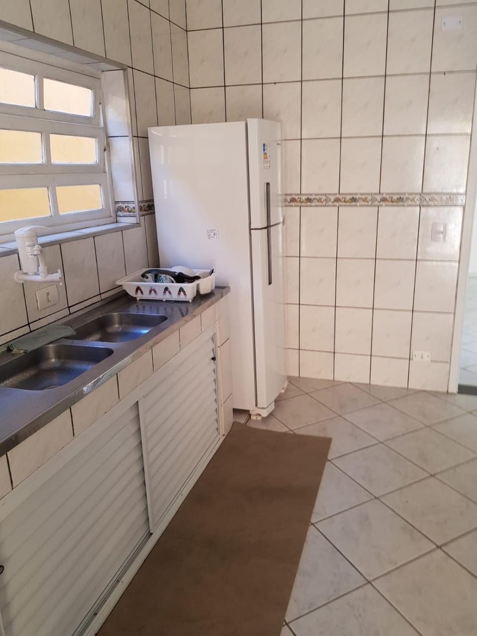 Linda Casa com Piscina e Praia no Litoral Sul de São Paulo - Condomínio com Controle de Acesso House in Itanhaém