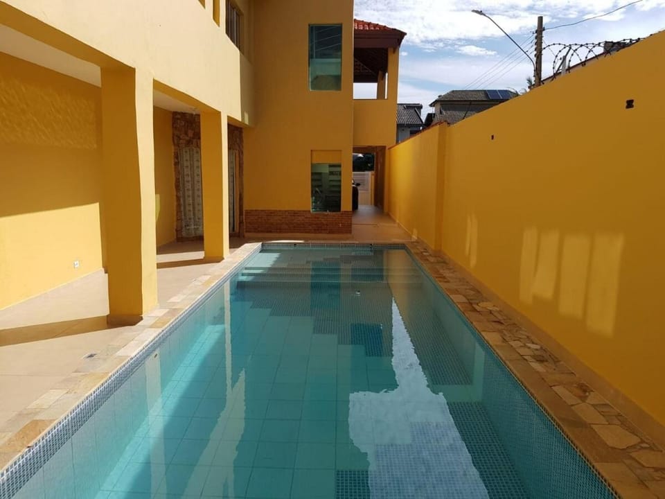 Linda Casa com Piscina e Praia no Litoral Sul de São Paulo - Condomínio com Controle de Acesso House in Itanhaém