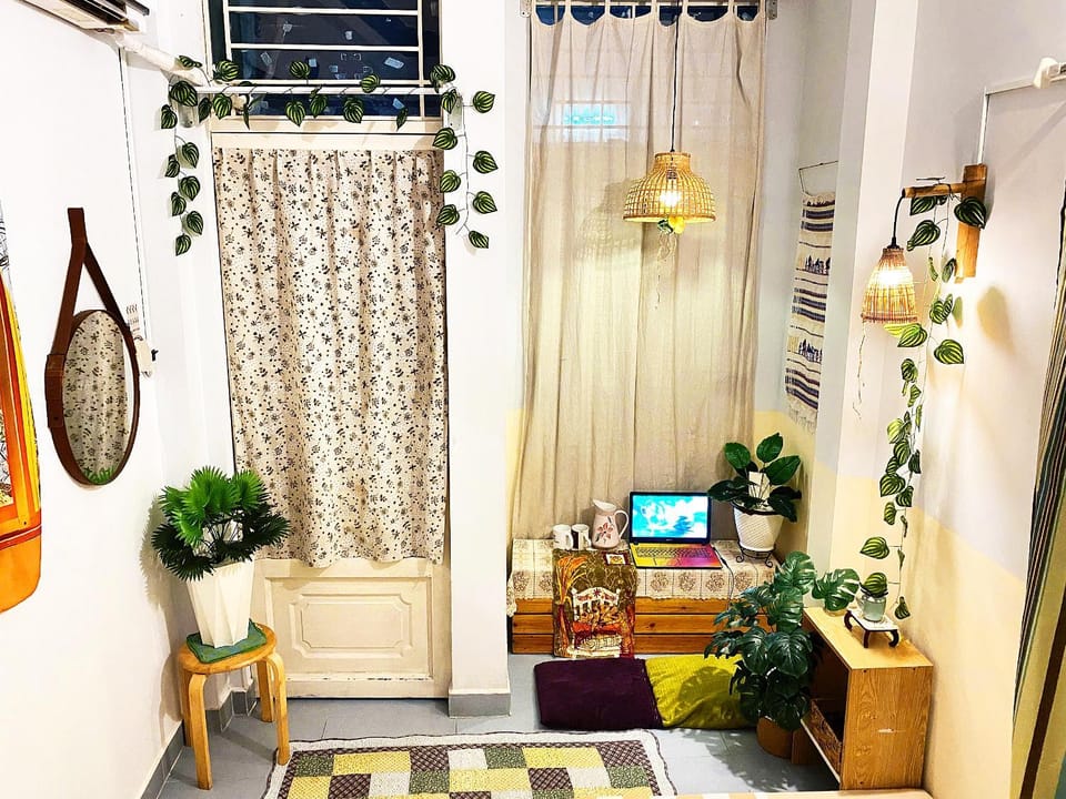Balcony/Terrace, Decorative detail, Seating area, Bedroom