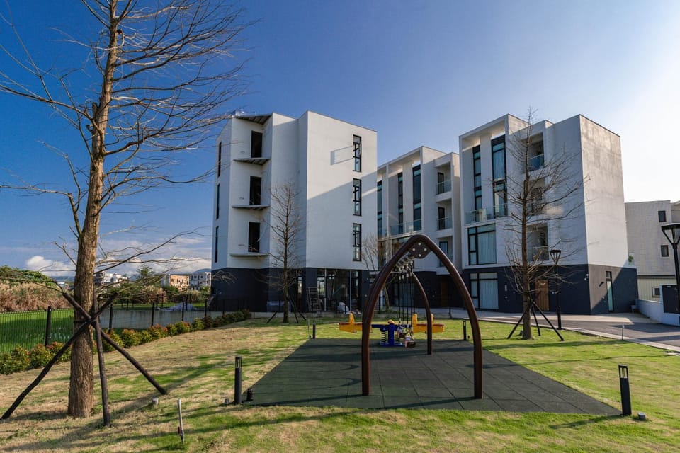 Property building, Day, Children play ground