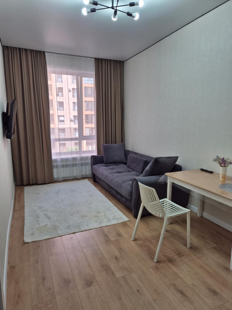 Хорошая евро двушка возле ASTANA VISION Apartment in Kazakhstan