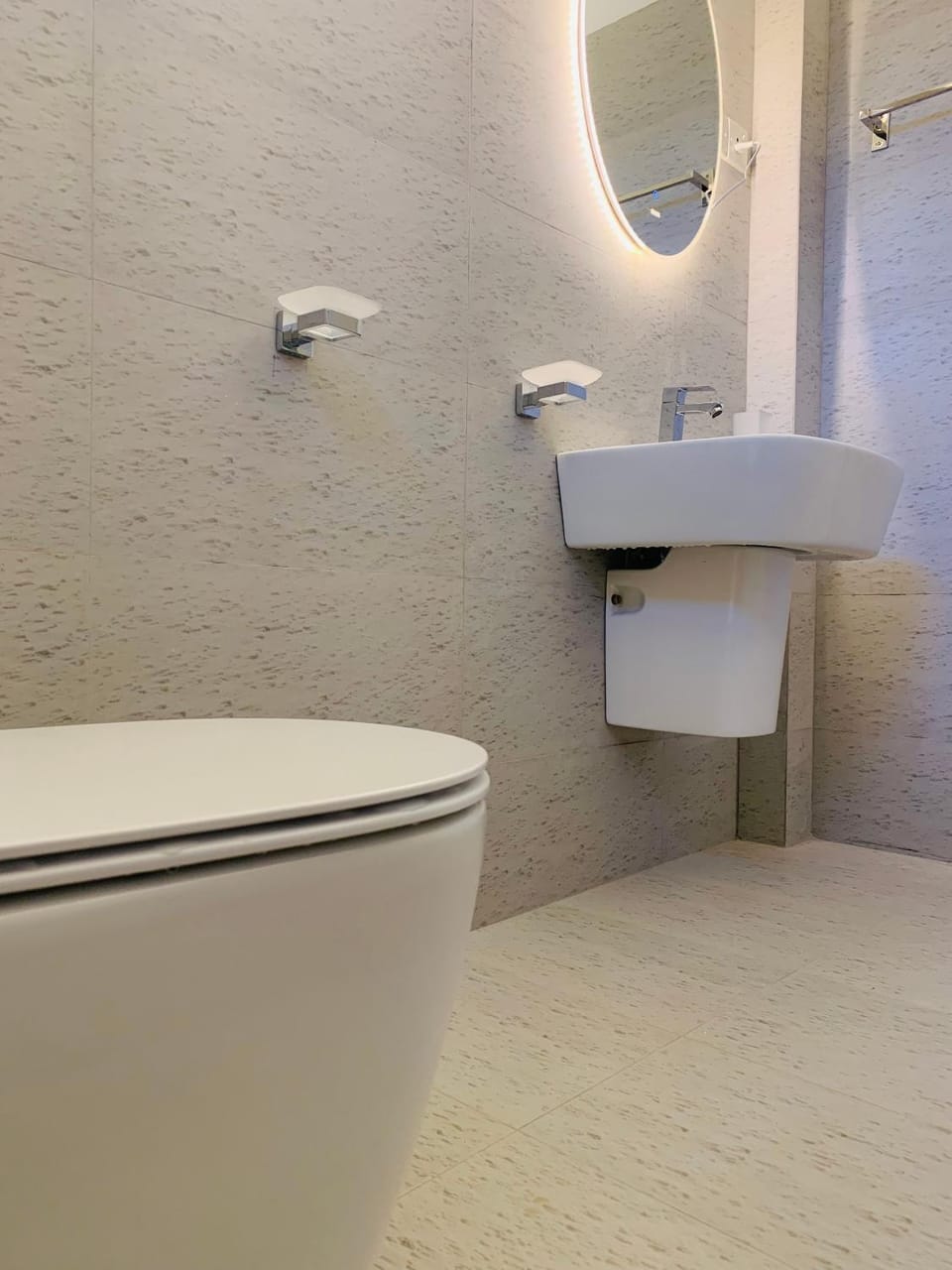 One 9 Three Apartment in Galle