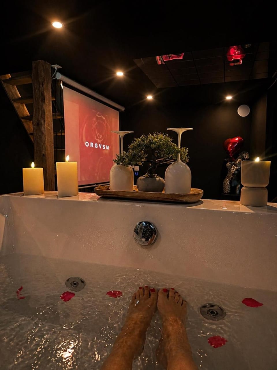 Love Room balnéo double & sauna Privés - Nuit d'exception Apartment in Auvergne-Rhône-Alpes