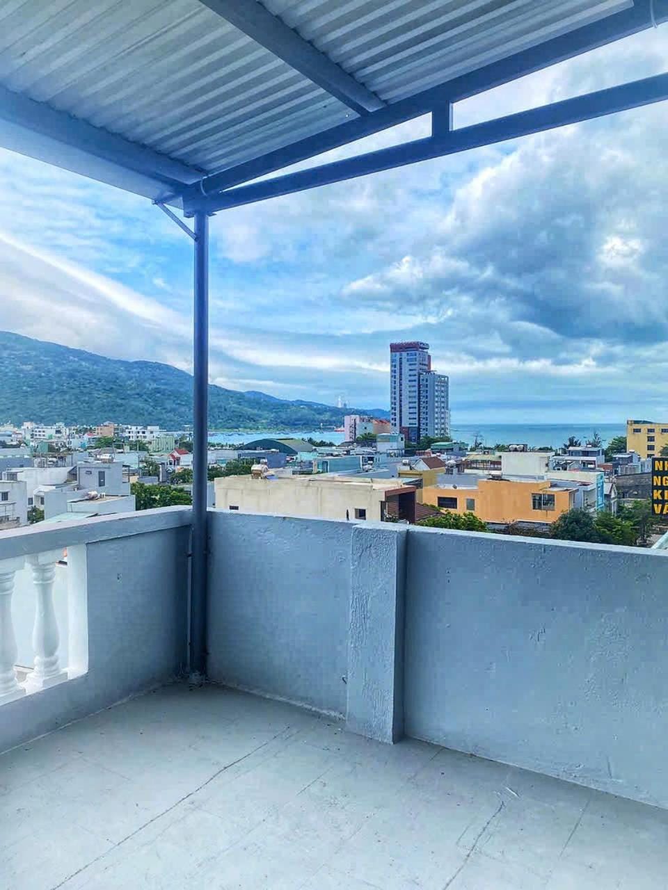 Day, Natural landscape, View (from property/room), Balcony/Terrace, City view, Mountain view
