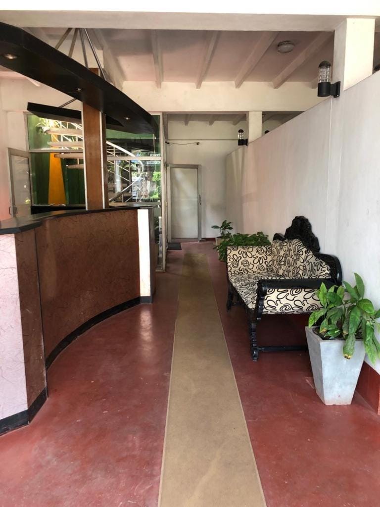Old Fashion Hotel Hotel in Western Province