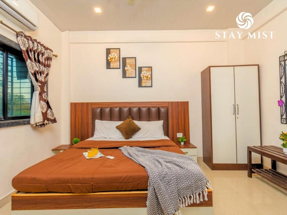 Staymist - Casa Palais Villa in Maharashtra