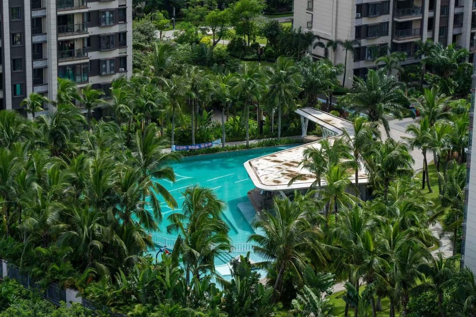 Property building, Pool view, Swimming pool
