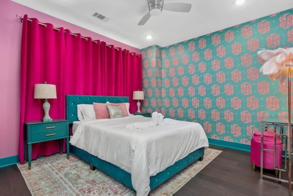 Girls' Getaway - Flamingle House - Broadway 2 miles - Rooftop - WoW House in Nashville