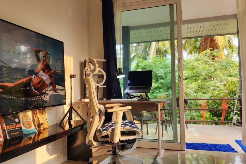 Garden Retreat Soft mattress 7min beach 300MBit WiFi House in Ko Pha-ngan Sub-district
